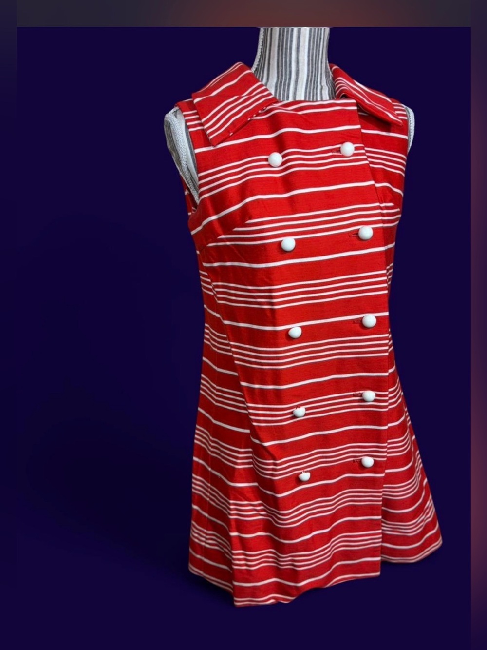 Adorable Sue Brett jrs. VTG MOD red & white striped double breasted mini dress